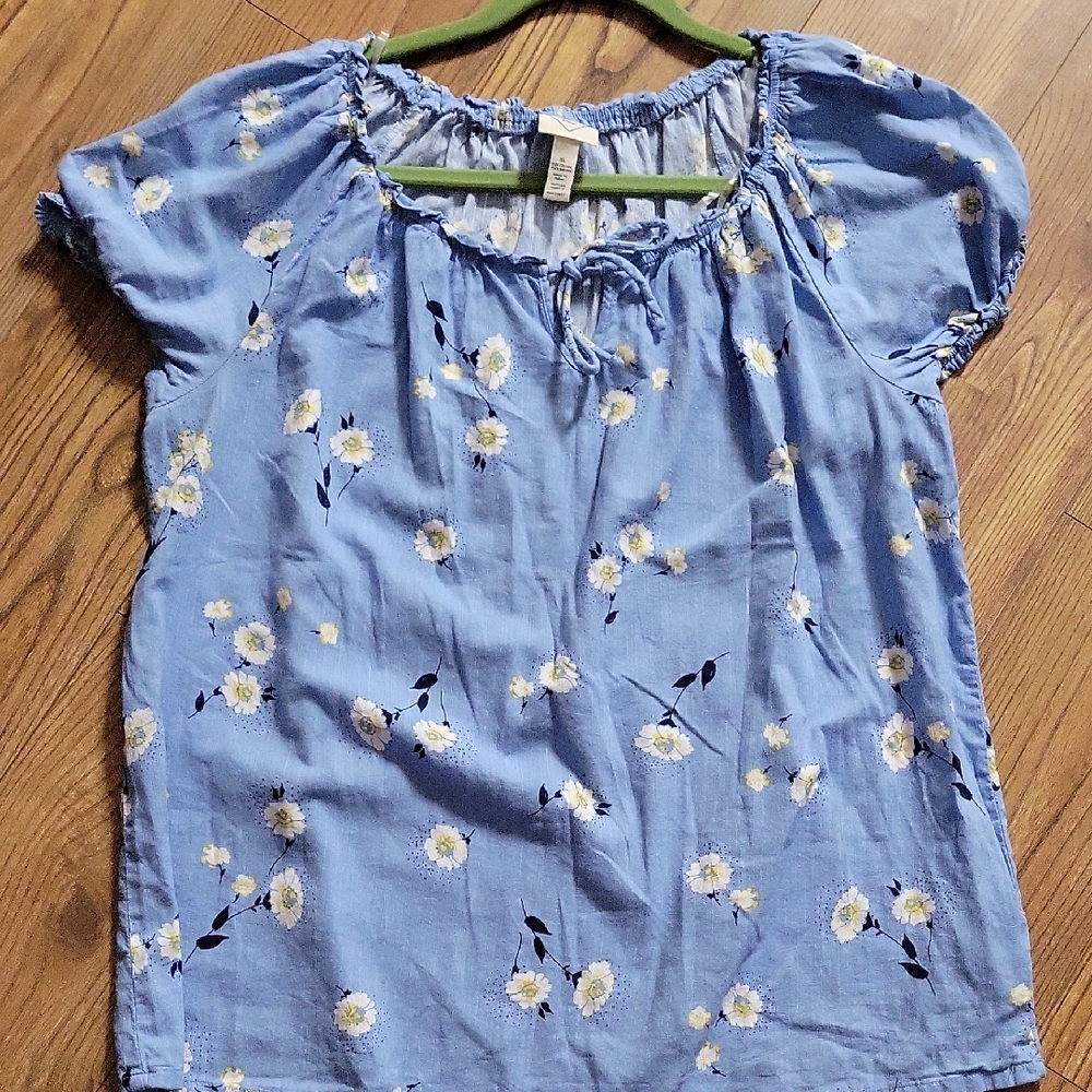 St. John's Bay Blue Tie Front Short Sleeve Blouse